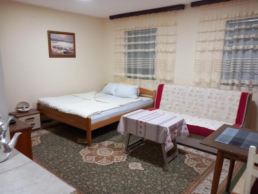 Apartman Turkana 1 ซาราเยโว ภายนอก รูปภาพ